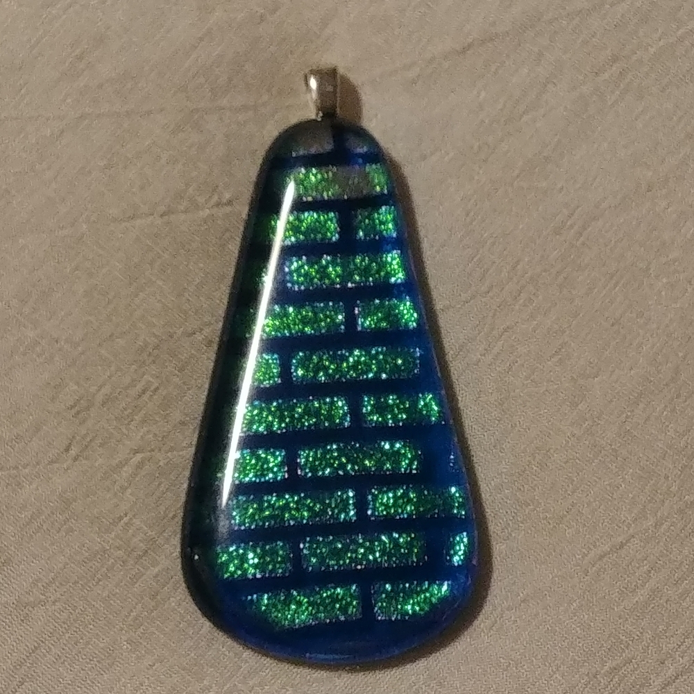 🌺2/$25 or 5/$50 Art Glass Pendant